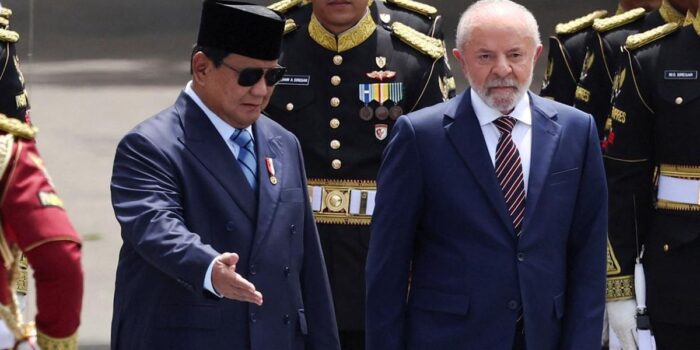 Berita Beliau 3 Periode Boleh, Kita Enggak