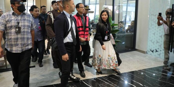 Berita Kuasa Hukum Nadiem Lanjutkan Pembelaan di Pengadilan Tipikor