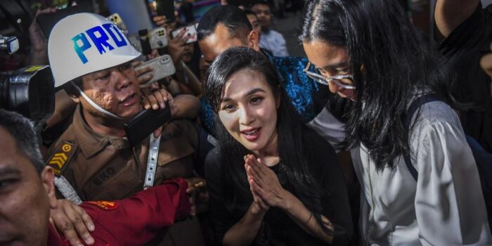 Berita Sandra Dewi Resmi Cabut Gugatan Penyitaan Aset Tas Mewah hingga Rumah Berita Sandra Dewi Resmi Cabut Gugatan Penyitaan Aset Tas Mewah hingga Rumah