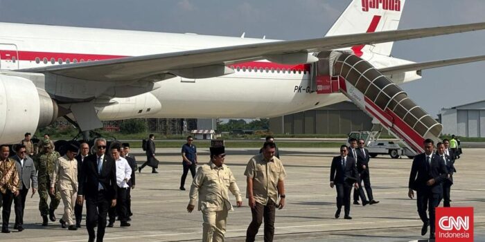 Berita Prabowo Tiba di Indonesia Usai Hadiri KTT Damai Gaza di Mesir
