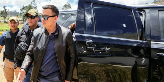 Berita Presiden Ekuador Jadi Target Pembunuhan, Diracun Pakai Cokelat & Selai Berita Presiden Ekuador Jadi Target Pembunuhan, Diracun Pakai Cokelat & Selai