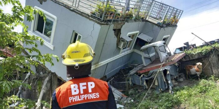 Berita Gempa Magnitudo 6,9 di Filipina Tewaskan 5 Orang