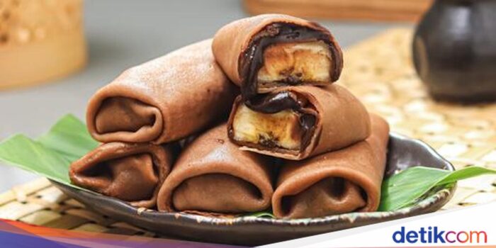 Pahami- Resep Dadar Gulung Isi Pisang Cokelat yang Enak Buat Ngemil