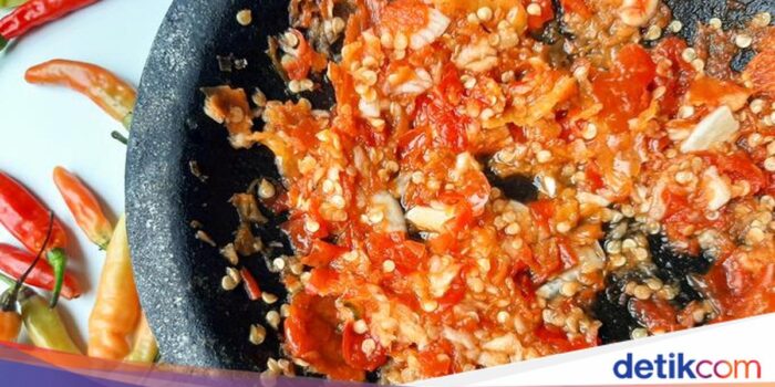 Pahami- Resep Sambal Bawang yang Pedas Buat Pelengkap Ayam Goreng