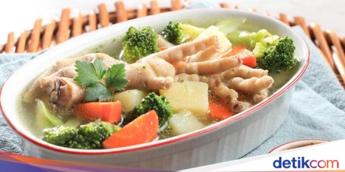 Pahami- 3 Resep Sop Sederhana, Pakai Ayam Suwir hingga Bakso Ayam