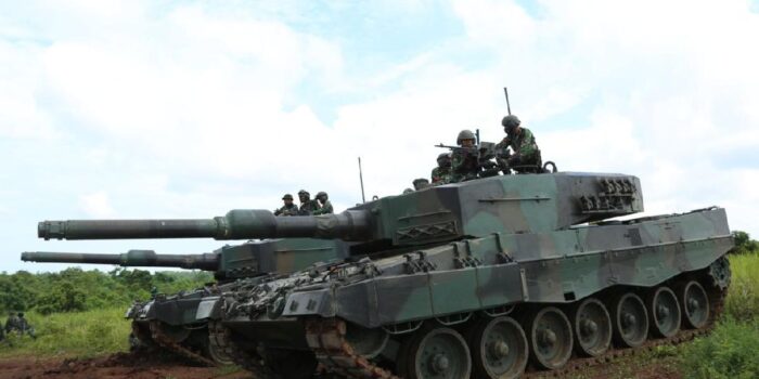 Berita Prajurit Kostrad Gugur Usai Jatuh dari Tank Sebelum HUT TNI di Monas