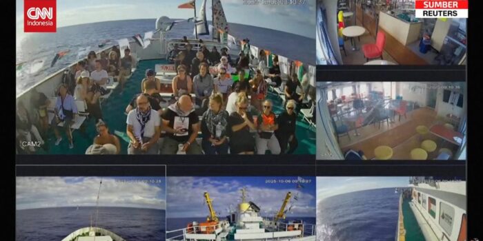 Berita Penampakan Freedom Flotilla Lintasi Pantai Mesir Menuju Gaza