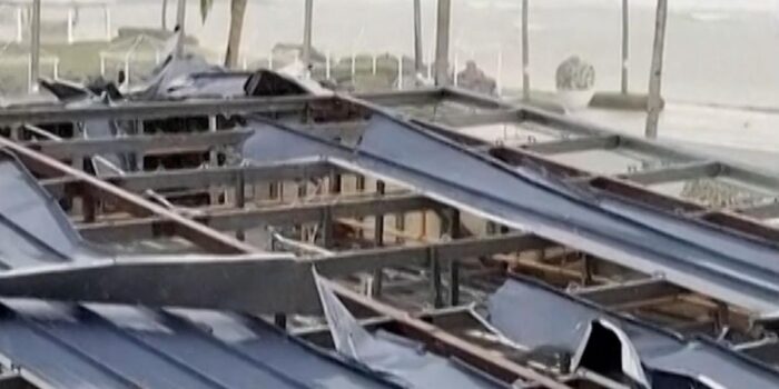 Berita Horor Badai Melissa Terjang Hingga Rusak Hotel di Jamaika Berita Horor Badai Melissa Terjang Hingga Rusak Hotel di Jamaika