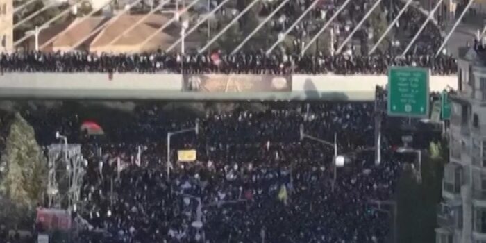 Berita Puluhan Ribu Umat Yahudi Ortodoks Demo Tolak Wajib Militer Netanyahu Berita Puluhan Ribu Umat Yahudi Ortodoks Demo Tolak Wajib Militer Netanyahu