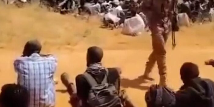 Berita Pasukan RSF Diduga Kepung-Bantai Ribuan Warga Sipil Sudan