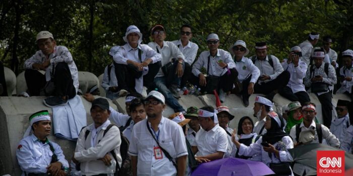 Berita Banting Tulang untuk Bertahan Hidup Berita Banting Tulang untuk Bertahan Hidup