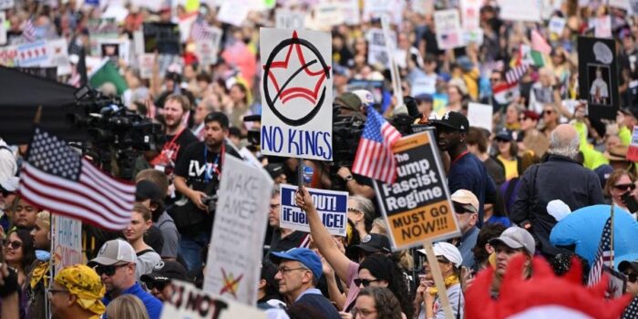 Berita Demo Besar No Kings Pecah di 50 Negara Bagian AS Protes Donald Trump