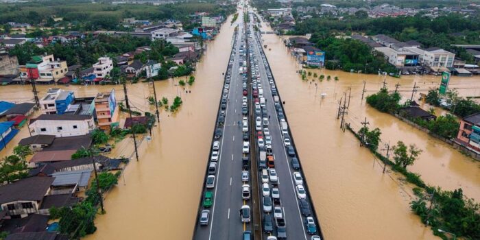 Berita Korban Tewas Banjir Bandang Thailand Capai 162 Orang