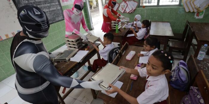 Berita Aksi Super Hero Pengantar MBG di Kediri