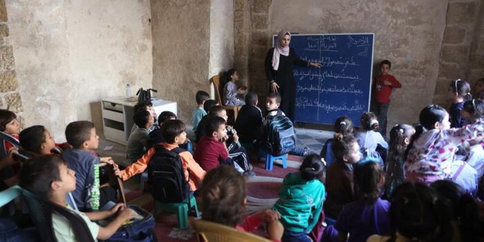 Berita Momen Anak-Anak di Gaza Mulai Kembali ke Sekolah usai Gencatan