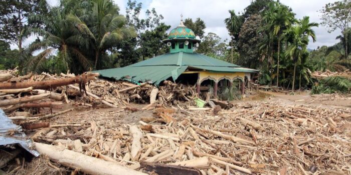 Berita 303 Korban Jiwa, Akses Sibolga Masih Terputus Berita 303 Korban Jiwa, Akses Sibolga Masih Terputus