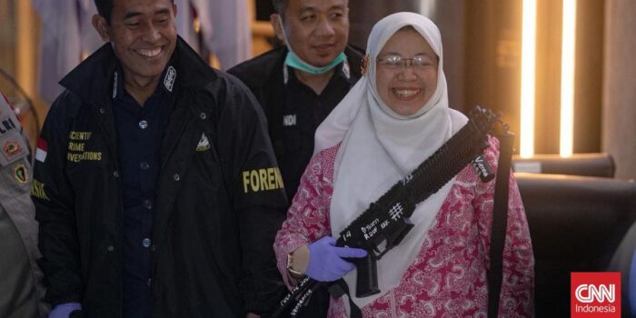 Berita Polisi Sebut Tersangka Ledakan SMA 72 Terinspirasi Aksi di Luar Negeri