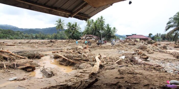 Berita Sibolga Terisolir, 33 Orang Tewas dan Puluhan Lainnya Hilang Berita Sibolga Terisolir, 33 Orang Tewas dan Puluhan Lainnya Hilang