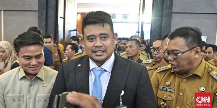 Berita Bobby Bela Guru di Deliserdang yang Dilaporkan Orang Tua Siswa