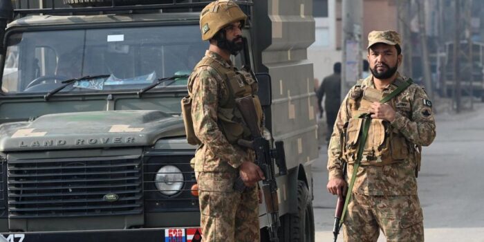 Berita Bom Bunuh Diri di Markas Polisi, Tiga Orang Tewas