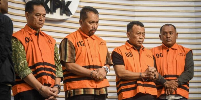 Berita KPK Sita Jam Mewah hingga Jeep Rubicon-BMW Dirut RSUD Ponorogo