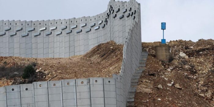 Berita Caplok Wilayah Lebanon, Israel Bangun Tembok Beton