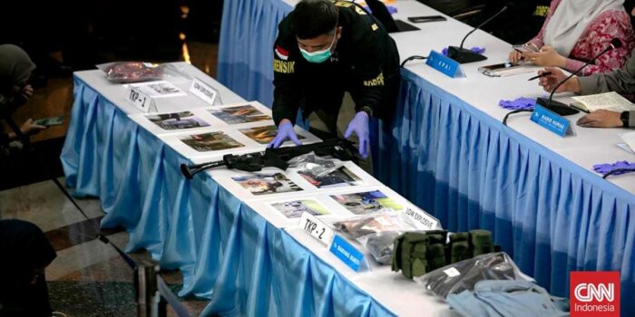 Berita Pelaku Ledakan SMA 72 Beli Bahan Bom via Online, Ngaku untuk Ekskul