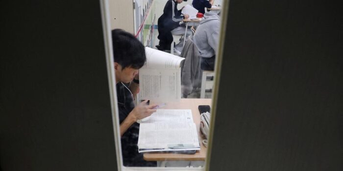 Berita Korsel Stop Penerbangan saat Ujian Tes Masuk Universitas