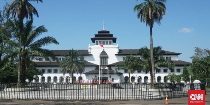 Berita Ketua DPD NasDem hingga ASN Diperiksa Terkait Kasus Korupsi di Bandung Berita Ketua DPD NasDem hingga ASN Diperiksa Terkait Kasus Korupsi di Bandung