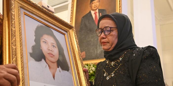 Berita Natalius Pigai Abadikan Nama Marsinah di Kementerian HAM