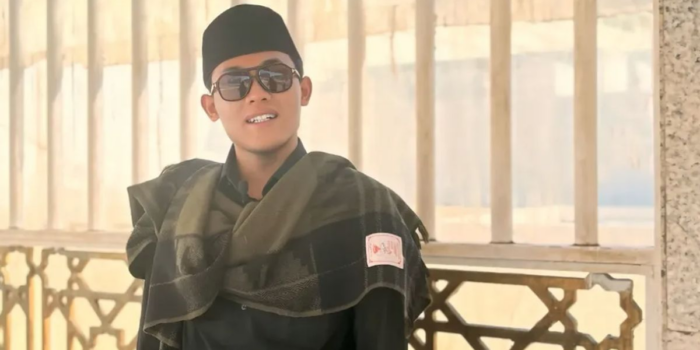 Berita Jejak Kontroversi Video Viral Gus Elham Cium Anak Perempuan Berita Jejak Kontroversi Video Viral Gus Elham Cium Anak Perempuan