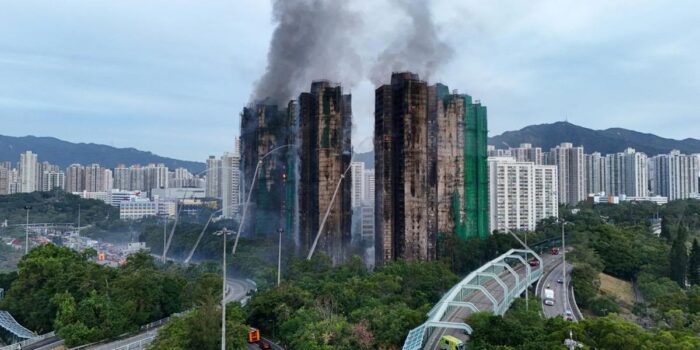Berita 140 WNI Tinggal di Apartemen Hong Kong Terbakar, Semua Pekerja ART Berita 140 WNI Tinggal di Apartemen Hong Kong Terbakar, Semua Pekerja ART