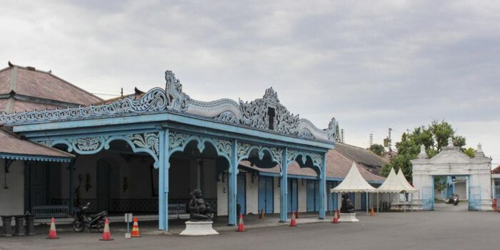 Berita Dualisme Keraton Surakarta, Ada 2 Raja Bergelar Pakubowono XIV Berita Dualisme Keraton Surakarta, Ada 2 Raja Bergelar Pakubowono XIV