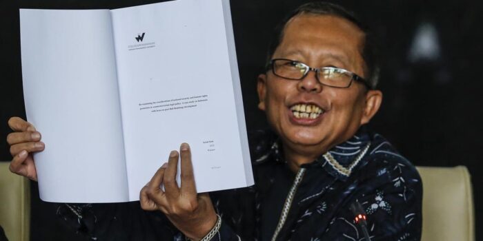 Berita Poin-poin Klarifikasi Hakim MK Arsul Sani Terkait Tuduhan Ijazah Palsu Berita Poin-poin Klarifikasi Hakim MK Arsul Sani Terkait Tuduhan Ijazah Palsu