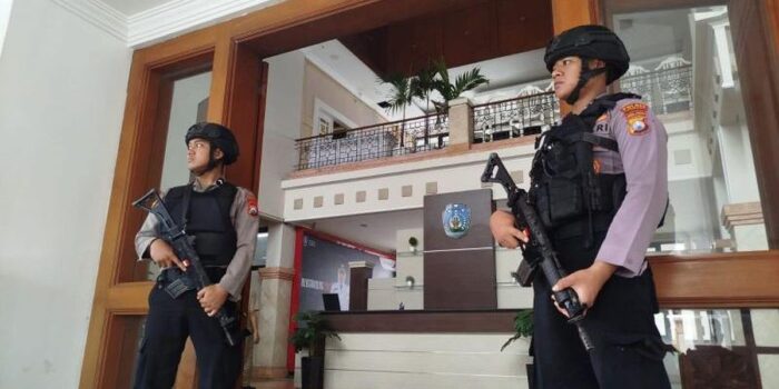 Berita Geledah Rumah Dinas dan Kantor Bupati Ponorogo, KPK Sita Uang Tunai