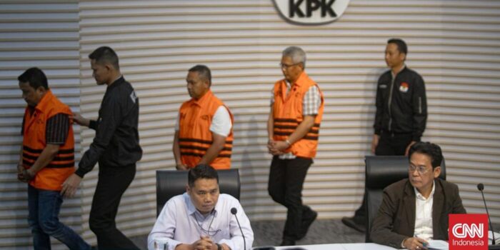 Berita OTT KPK, Kenapa Sekretaris Dinas PUPR Riau Tak Jadi Tersangka? Berita OTT KPK, Kenapa Sekretaris Dinas PUPR Riau Tak Jadi Tersangka?