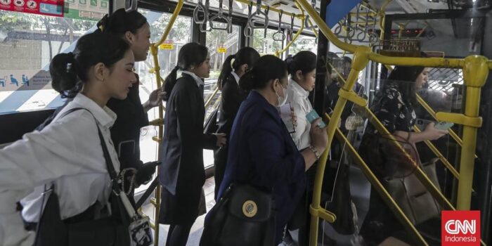 Berita Gratis LRT, MRT & BRT untuk Pekerja Maksimal Bergaji Rp6,2 Juta