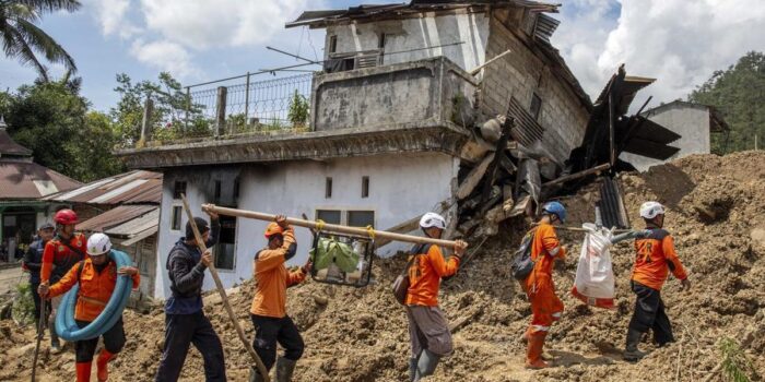 Berita 16 Orang Masih Hilang, Waktu Pencarian Ditambah