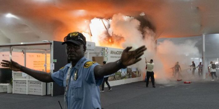 Berita Penampakan Kebakaran Besar di Paviliun KTT COP30 Brasil