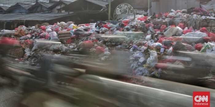 Berita Viral Warga Deliserdang Blokir Jalan Akibat Tumpukan Sampah 100 Meter Berita Viral Warga Deliserdang Blokir Jalan Akibat Tumpukan Sampah 100 Meter