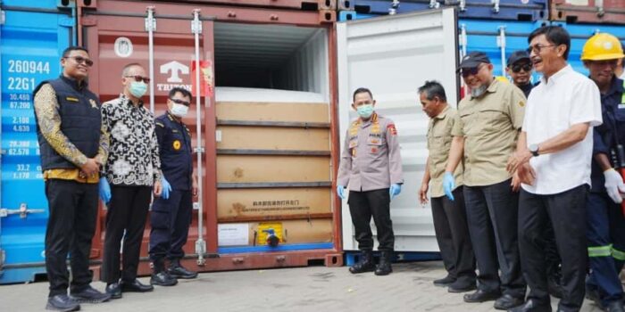 Berita Polri-DBJC Bongkar Pelanggaran Ekspor Turunan CPO, 87 Kontainer Disita Berita Polri-DBJC Bongkar Pelanggaran Ekspor Turunan CPO, 87 Kontainer Disita