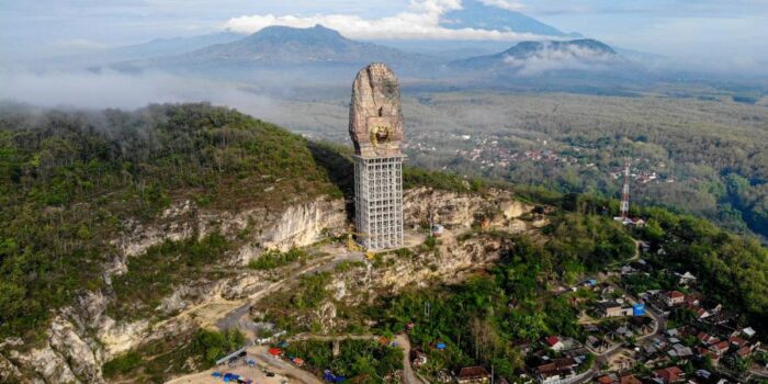 Berita KPK Sita Bukti Kasus Proyek Monumen Reog Ponorogo di Kantor Konstruksi Berita KPK Sita Bukti Kasus Proyek Monumen Reog Ponorogo di Kantor Konstruksi