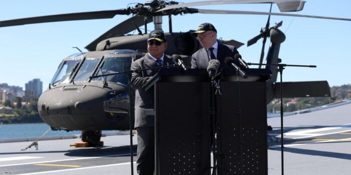 Berita RI-Australia Sepakati Traktat Pertahanan di Kapal Perang