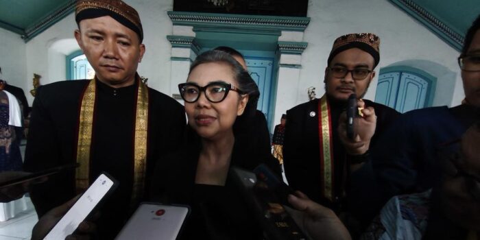 Berita GKR Timoer Sentil Mangkubumi Pertanyakan Surat Wasiat Pakubuwono XIII