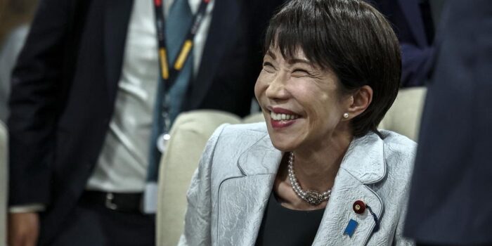 Berita PM Jepang Takaichi Telat ke KTT G20, Disebut Gegara ‘Galau’ Pilih Baju