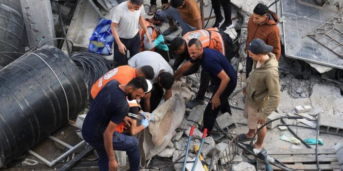 Berita Israel Terus Bombardir Gaza, 18 Orang Dilaporkan Tewas