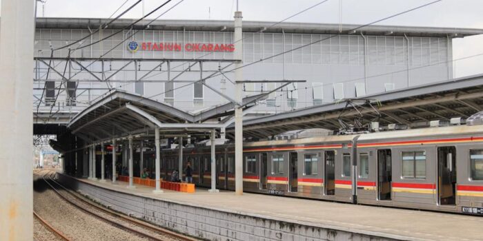 Berita Penumpang Lansia hingga Ibu Hamil Keluhkan Pelayanan Stasiun Cikarang Berita Penumpang Lansia hingga Ibu Hamil Keluhkan Pelayanan Stasiun Cikarang