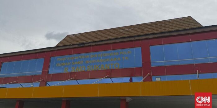 Berita Tersangka Ledakan SMA 72 Masih Dirawat di ICU Berita Tersangka Ledakan SMA 72 Masih Dirawat di ICU