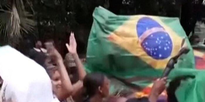 Berita Warga Favela Brasil Demo Buntut 132 Tewas Saat Razia Geng Narkoba