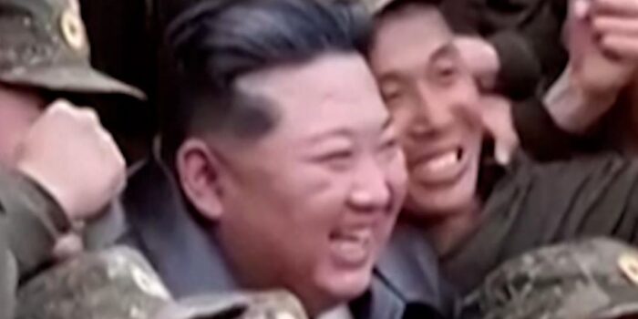 Berita Momen Kim Jong Un Sidak Pasukan Elite Khusus Militer Korut Berita Momen Kim Jong Un Sidak Pasukan Elite Khusus Militer Korut